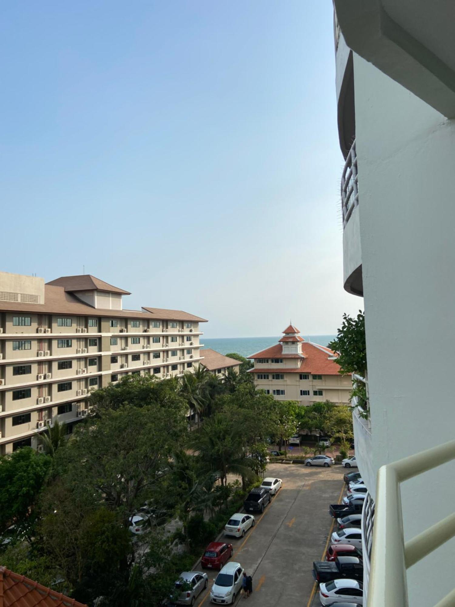 View Talay 5 At Nong Apartment Pattaya Ngoại thất bức ảnh